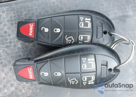 2014 Chrysler Town & Country Touring z USA, uszkodzony, nr VIN 2C4RC1BG5ER433714